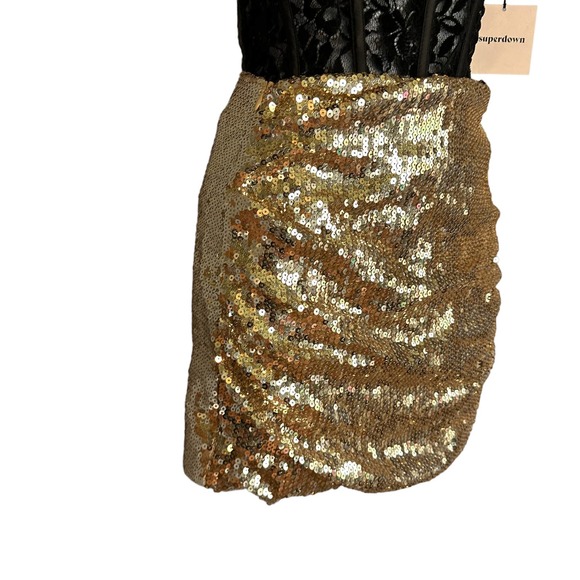 superdown Gold Sequin Mini Skirt - Picture 5 of 9
